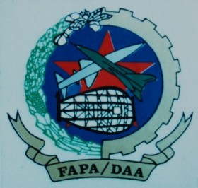 Distintivo oficial da FAPA-DAA. (Col. de António Carmo)