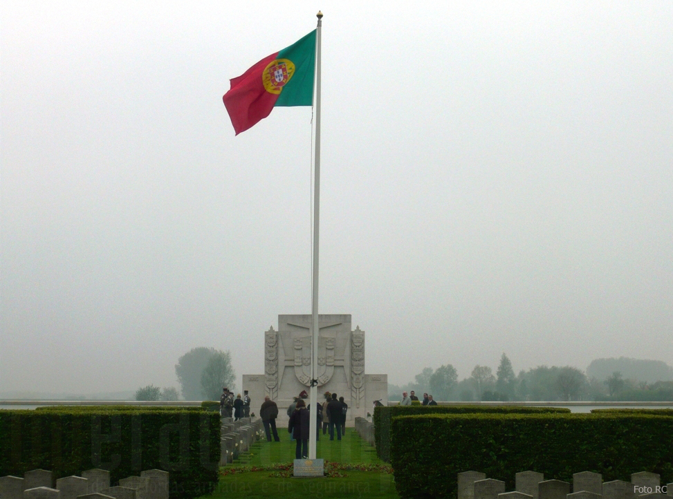 Anualmente no Cemitério Militar Português de Richebourg são homenageados todos aqueles que "deram a vida" e participaram na 1ª Guerra Mundial. 