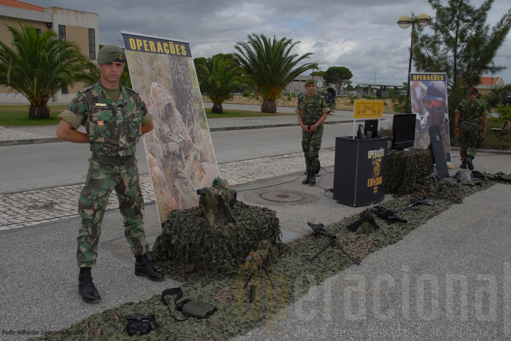 As Operações Especiais de Lamego, participaram no exercicio e também apresentarm  parte do seu armamanto e equipamento na exposição no DGME