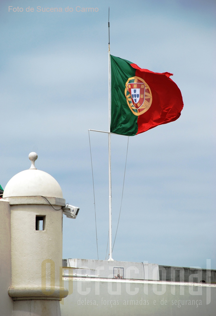 Reunir o maior número de Portugueses de qualquer idade, credo, raça ou ideologia política, foi um objectivo cumprido neste 16º Encontro Nacional de Combatentes. PORTUGAL, SEMPRE !