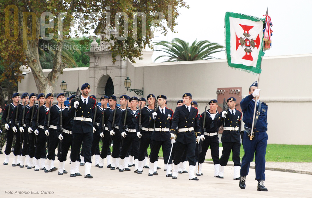 A Marinha fez-se representar pela sua infantaria: fuzileiros navais.