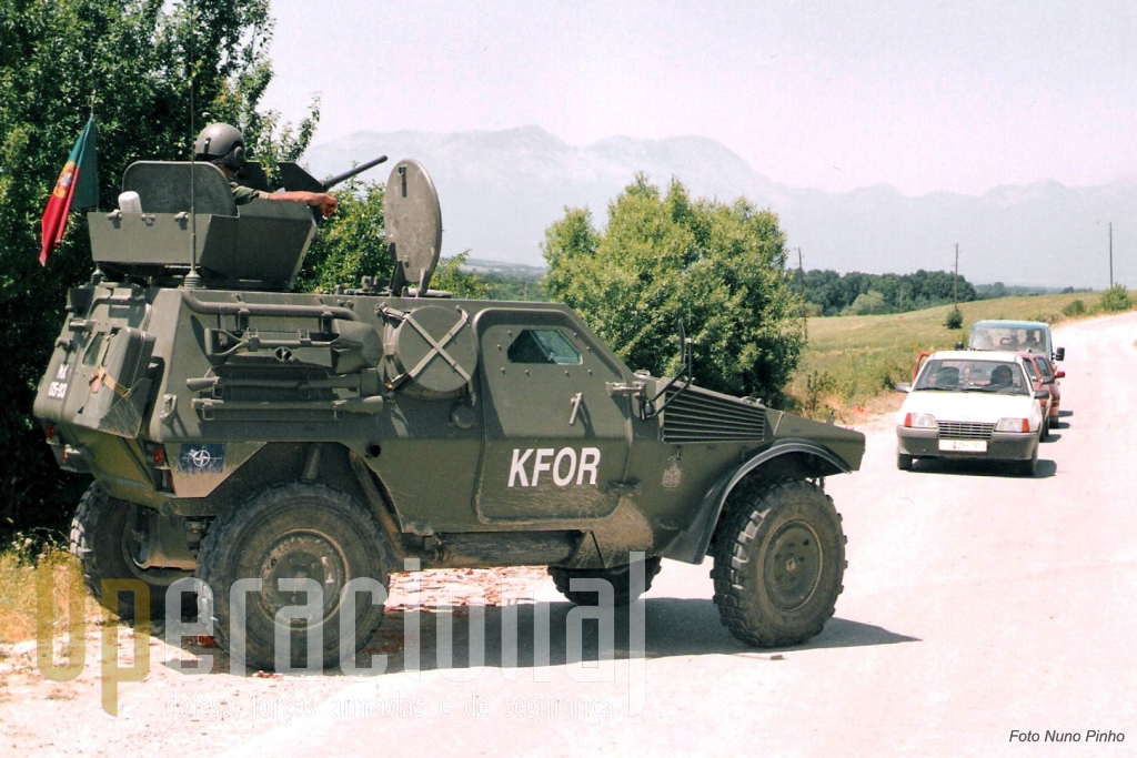 A M11, aqui na versão com torre 12.7mm, foi (e continua a ser) intensamente usada no teatro de operações do Kosovo pelas forças portuguesas 