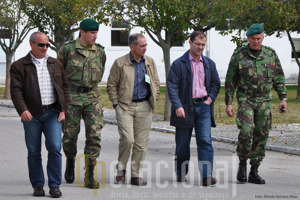 O Major-general Raul Cunha recebeu o "Operacional" em Tancos em 18 de Março de 2010.