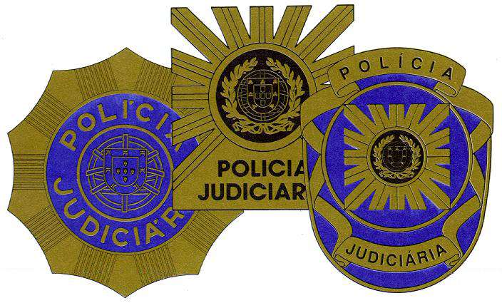 A simbologia da Policia Judiciária - criada em 1945 - bem assim como a sua organização e competências deve acompanhar a realidade nacional. Não sendo consensual em que sentido, aqui fica uma solução. 