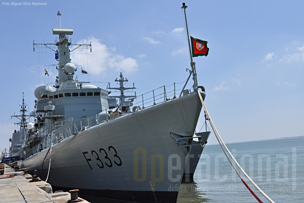 O NRP "Bartolomeu Dias" é neste momento o navio almirante da EUROMARFOR, encontrando-se no Mediterrâneo no exercicio 