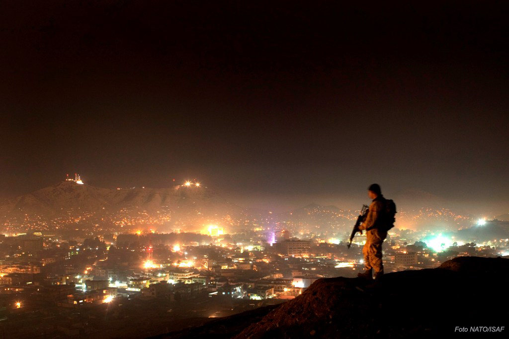 Cabul, um dos locais onde hoje militares portugueses prestam serviço, quer enquadrados nas Forças Nacionais Destacadas quer a título individual, "trajando à civil".