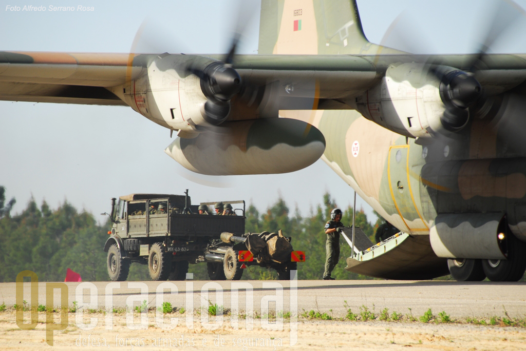 c130-e-light-gun-aterragem