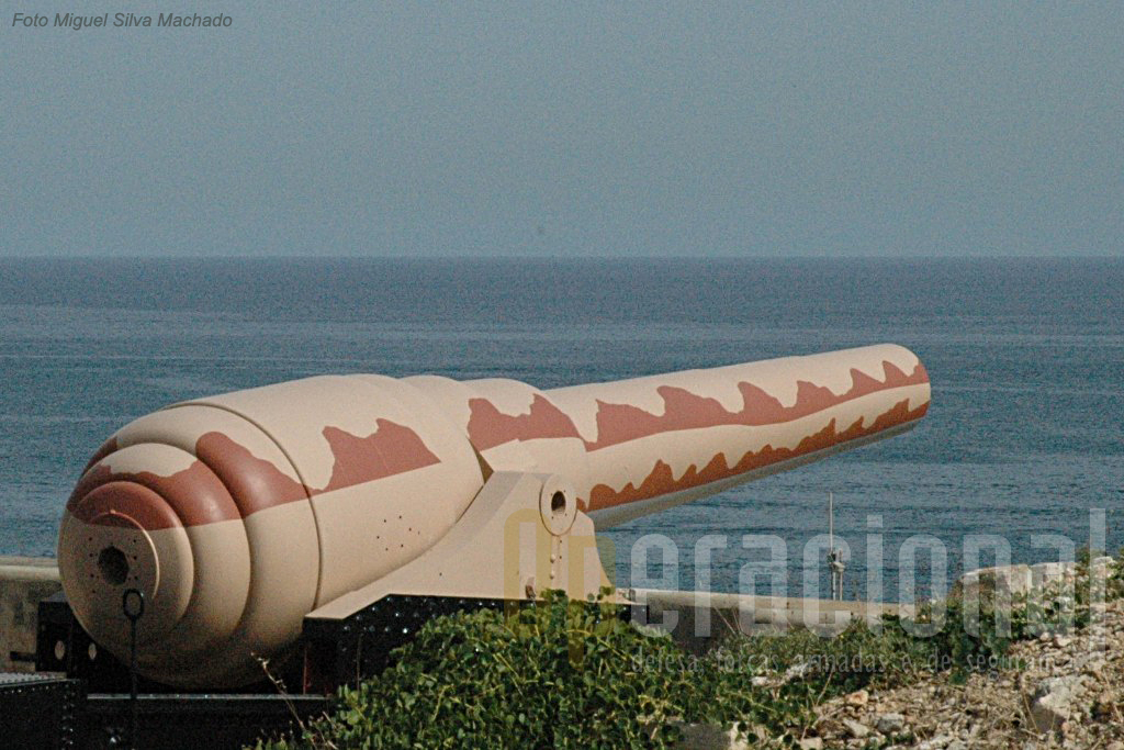 O canhão de 103,64 toneladas, calibre 450mm, está instalado em Malta de 1884.