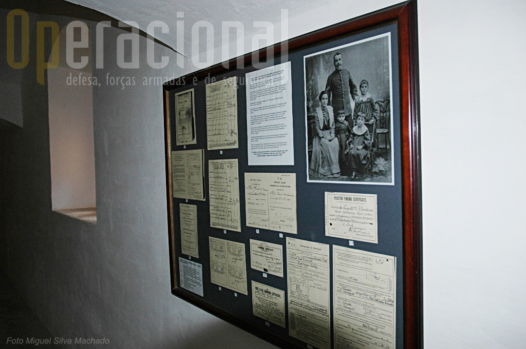 Vários documentos e imagens oferecidos por familiares de antigos militares atestam a passagem por Malta de geraçõesde artilheiros britânicos.