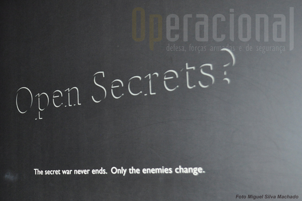 A exposição dedicada à espionagem militar, acções clandestinas e operações especiais, chega aos nossos dias.