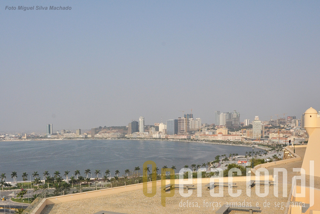 O Museu Nacional de História Militar em Luanda é um local a visitar. O trabalho de recuperação da fortaleza e de re-instalação do museu está concluído. 