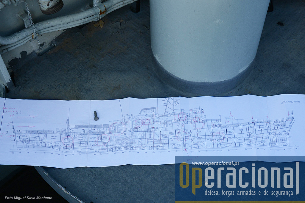 O "plano" que está a ser seguido prevê mais de 100 aberturas na chapa do navio.