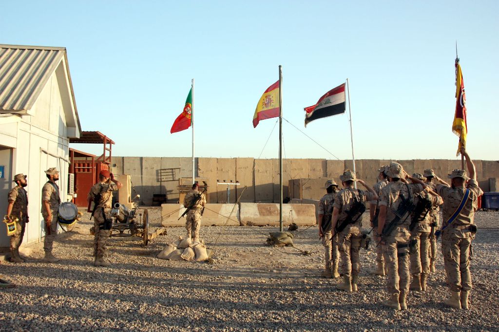 Bandeira da Rússia foi hasteada no lugar da portuguesa em Elvas