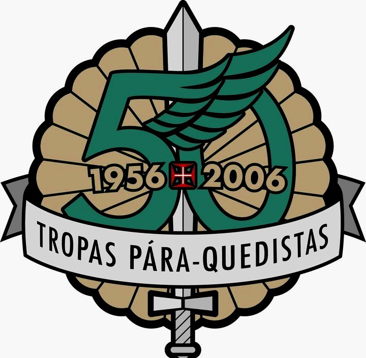 O logotipo criado para o 50.º aniversário das Tropas Pára-quedistas Portuguesas em 2006.